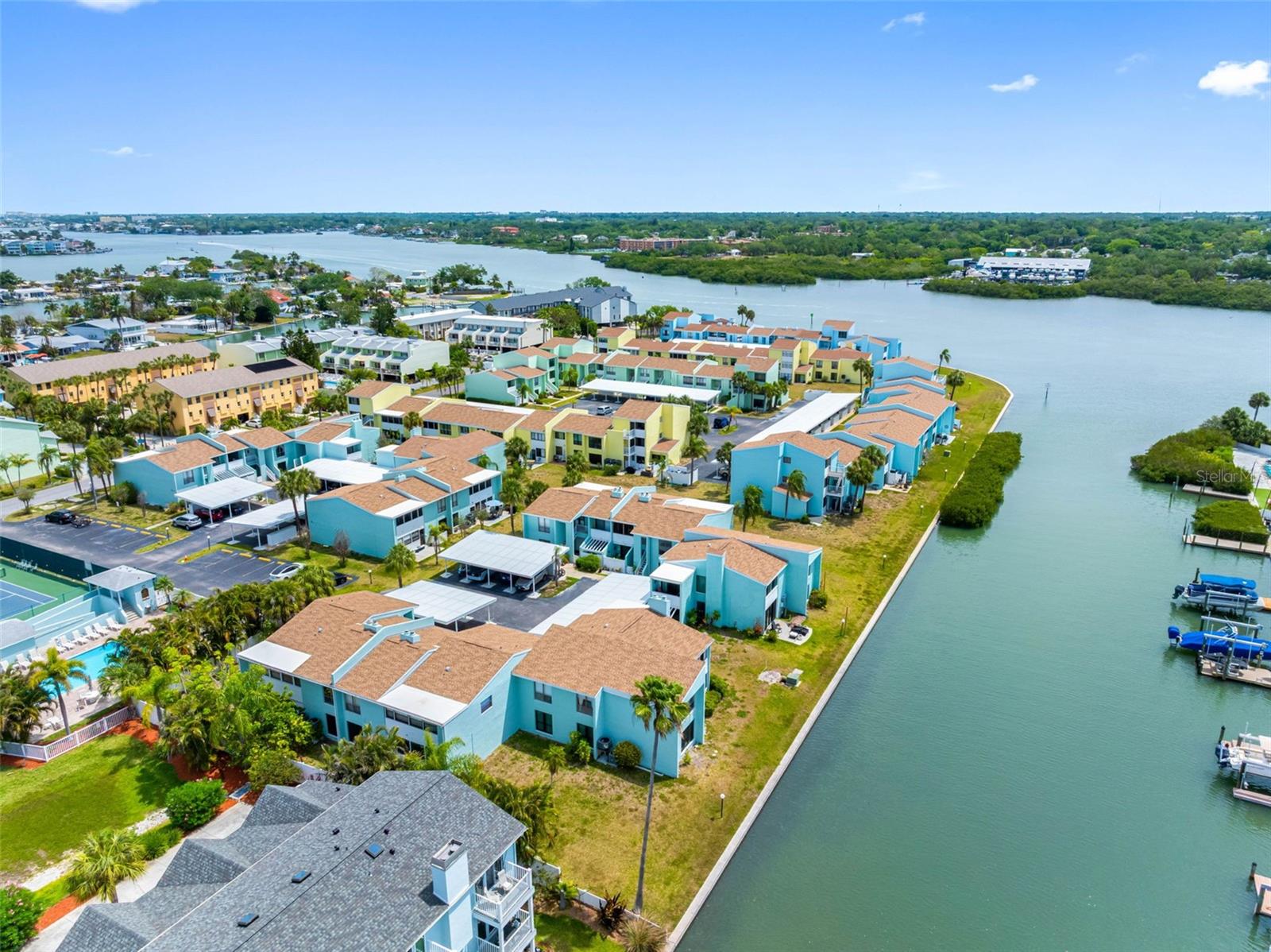 WINDRUSH COVE PH 1 CONDO, INDIAN ROCKS BEACH, FL, 33785