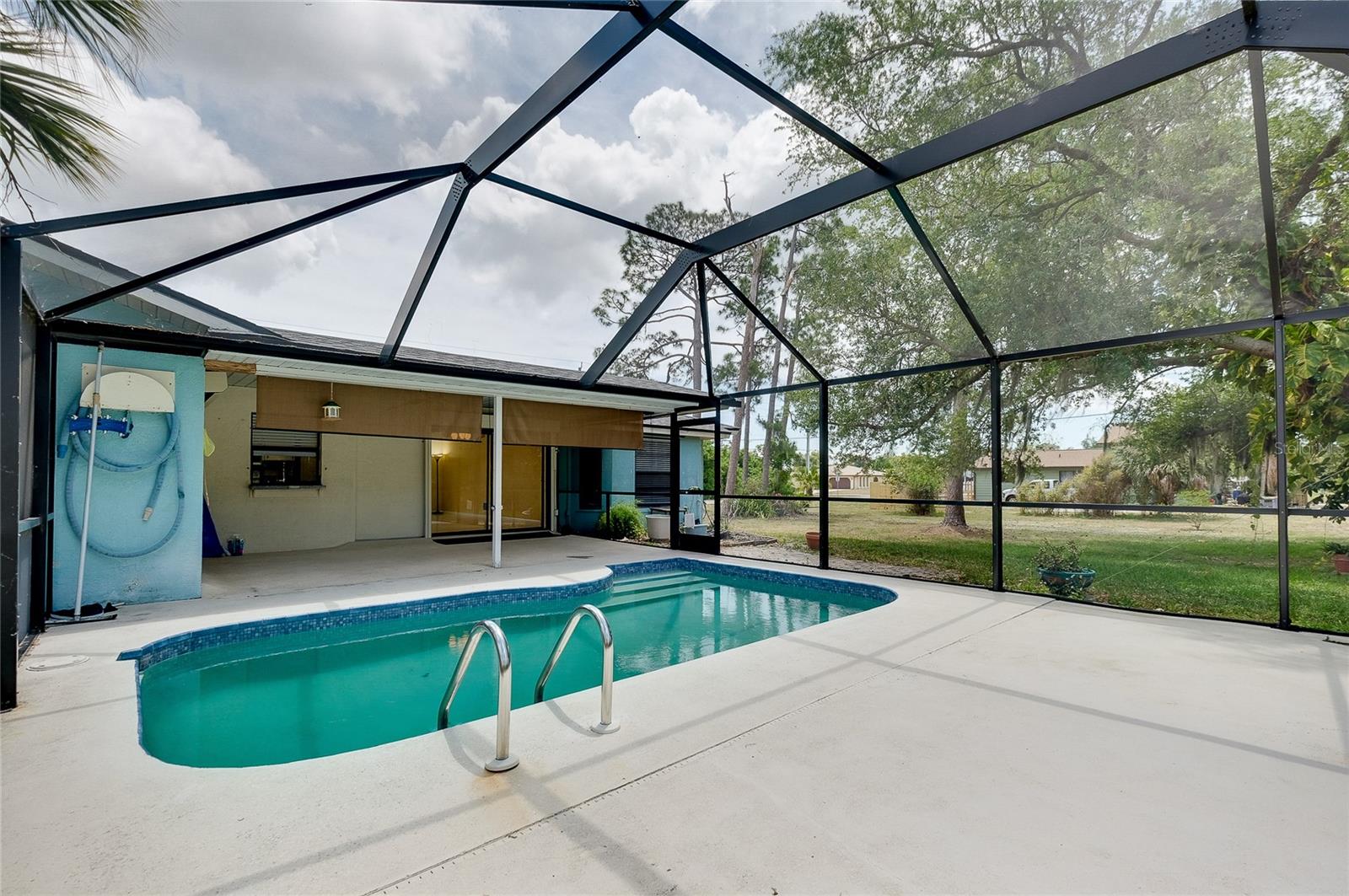 3213 PELLAM BLVD, PORT CHARLOTTE, FL, 33948