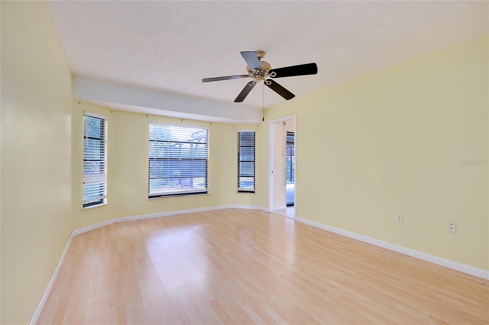 3213 PELLAM BLVD, PORT CHARLOTTE, FL, 33948