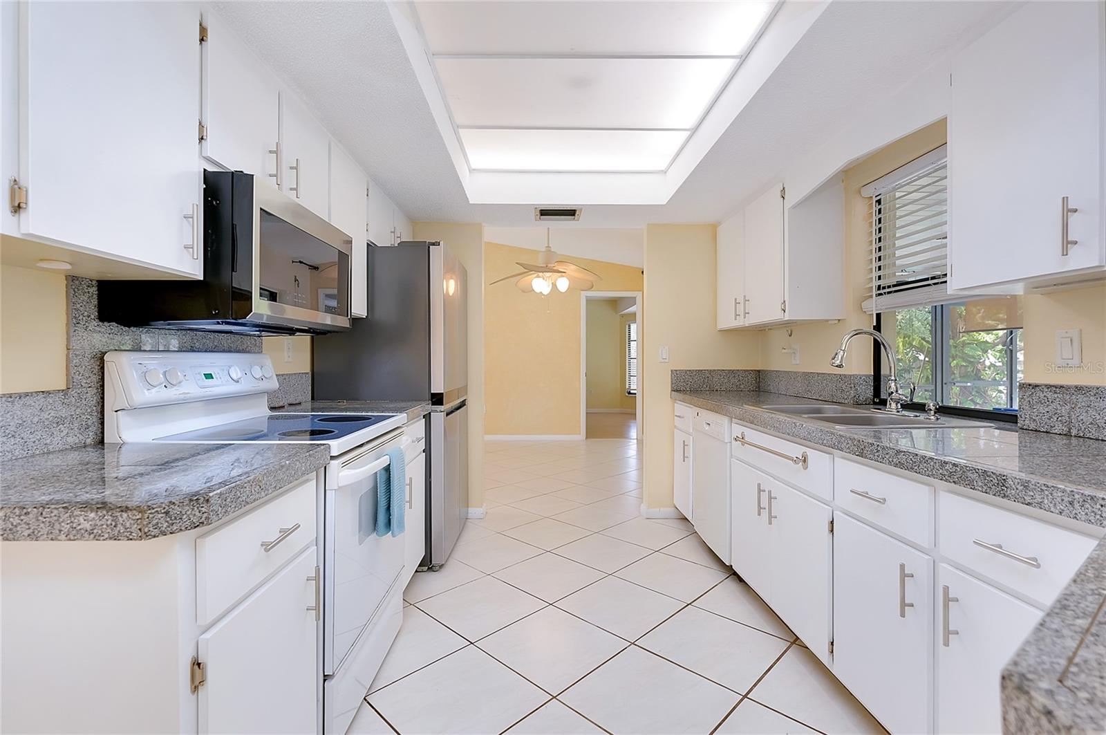 3213 PELLAM BLVD, PORT CHARLOTTE, FL, 33948
