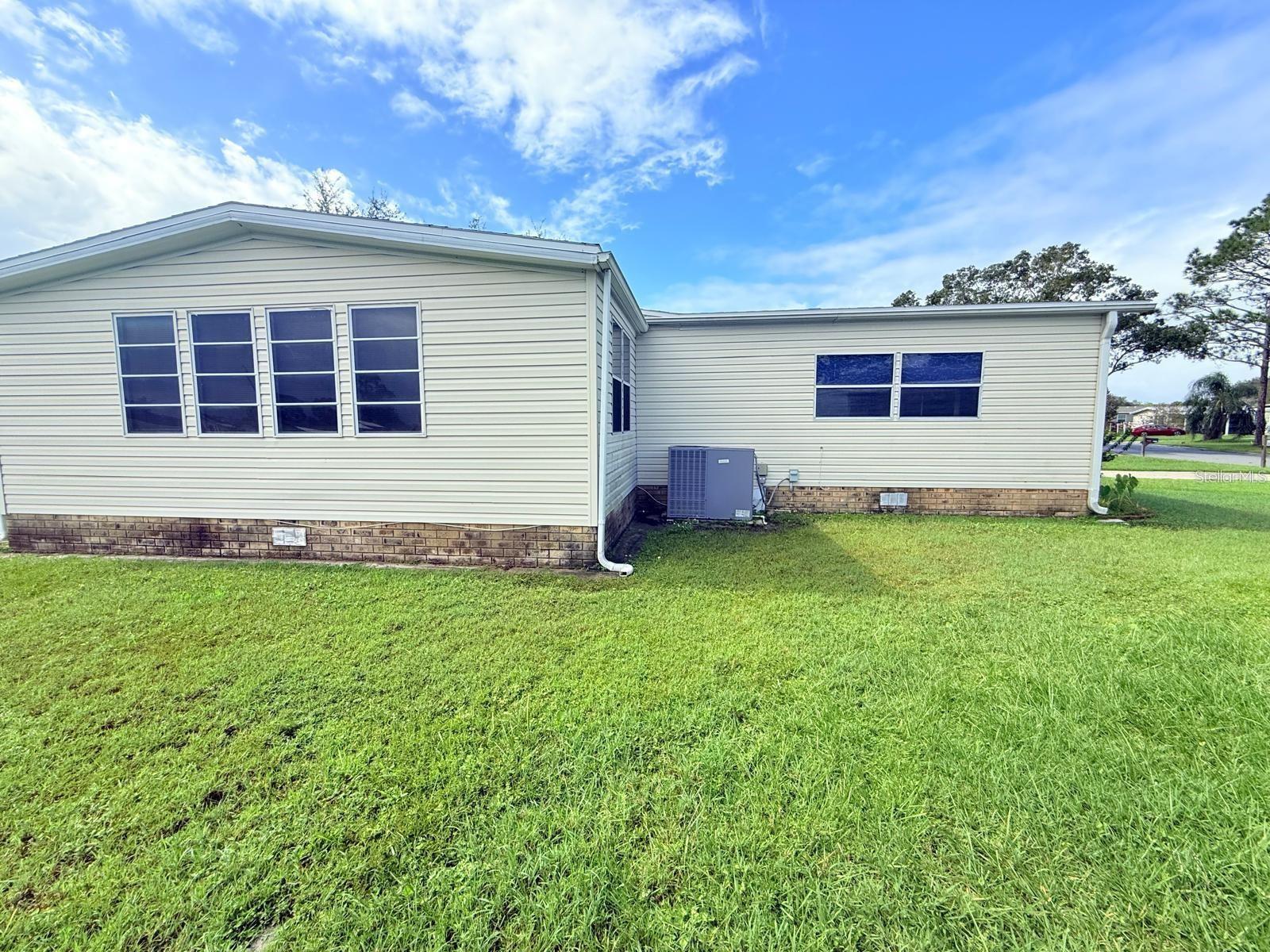 220 ELLSWORTH DR, KISSIMMEE, FL, 34758