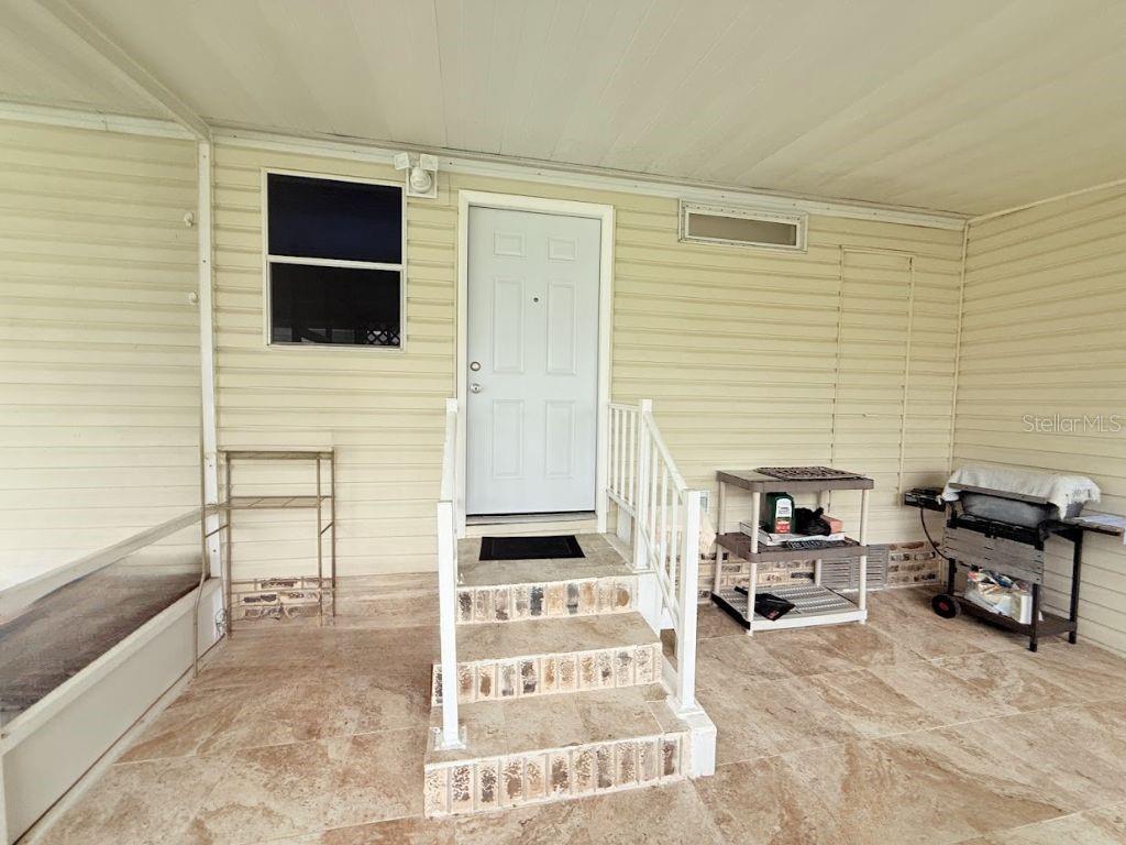 220 ELLSWORTH DR, KISSIMMEE, FL, 34758