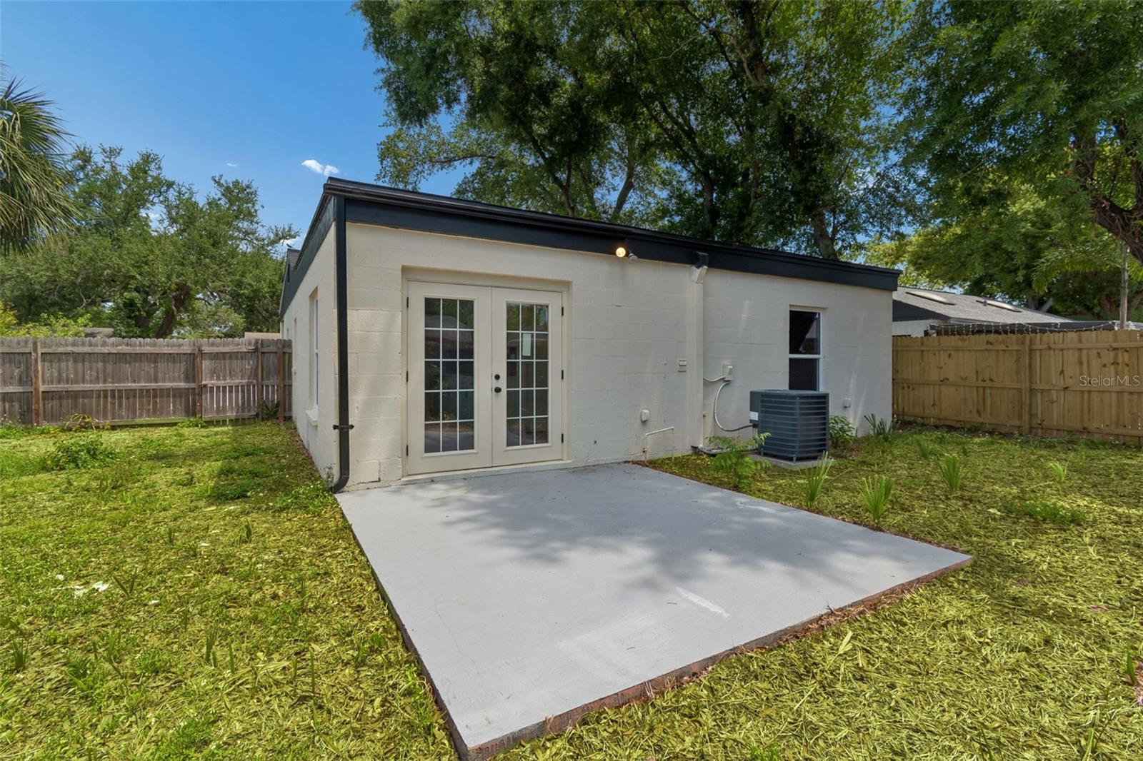 3912 W PINE ST, TAMPA, FL, 33607