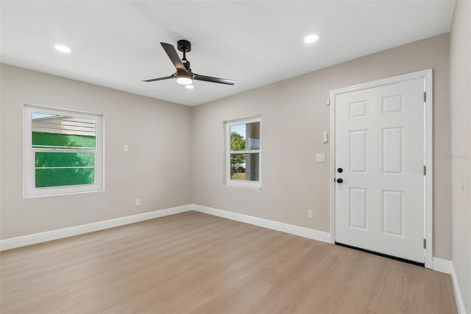 3912 W PINE ST, TAMPA, FL, 33607