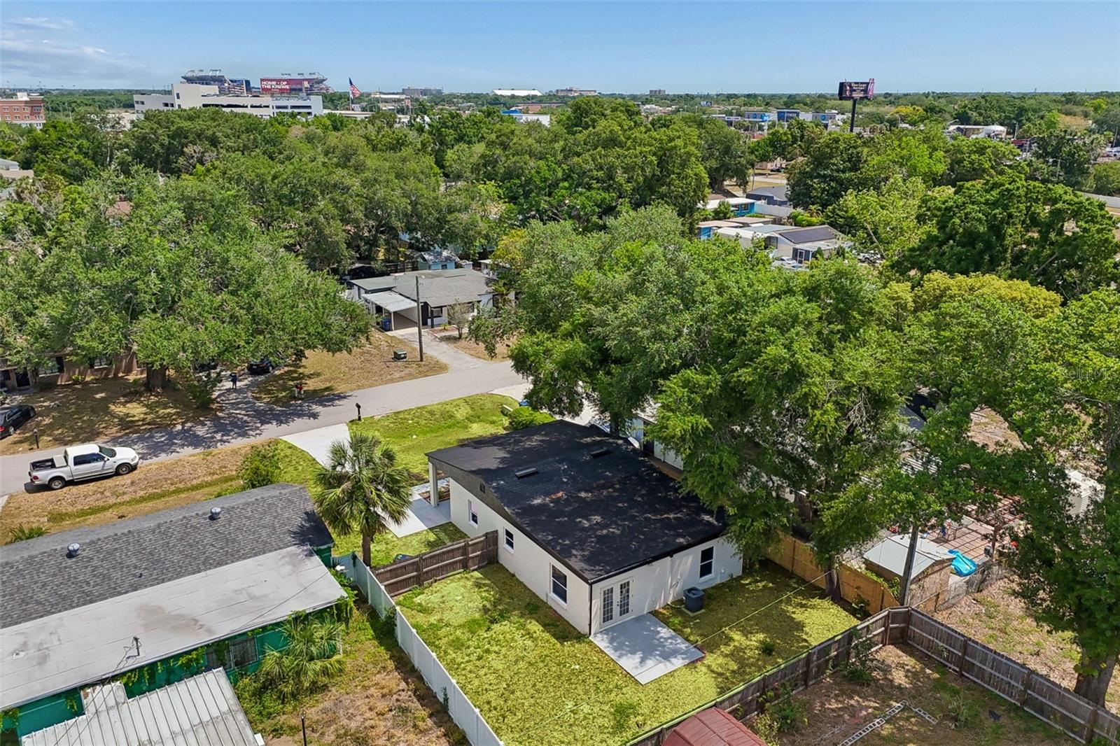 3912 W PINE ST, TAMPA, FL, 33607