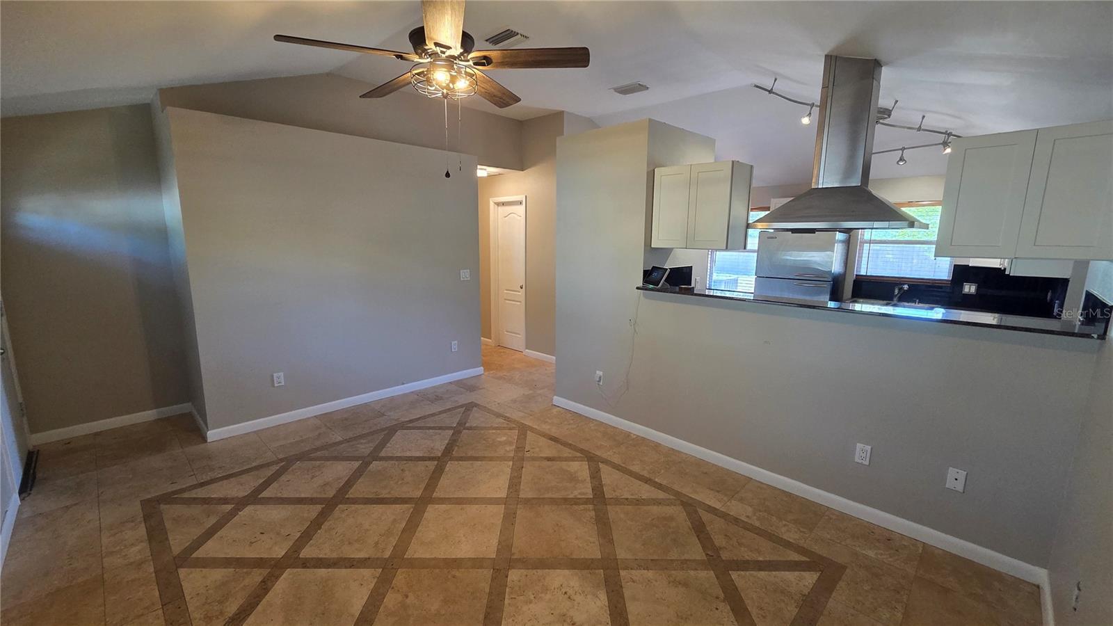 541 ROANOKE ST, DUNEDIN, FL, 34698