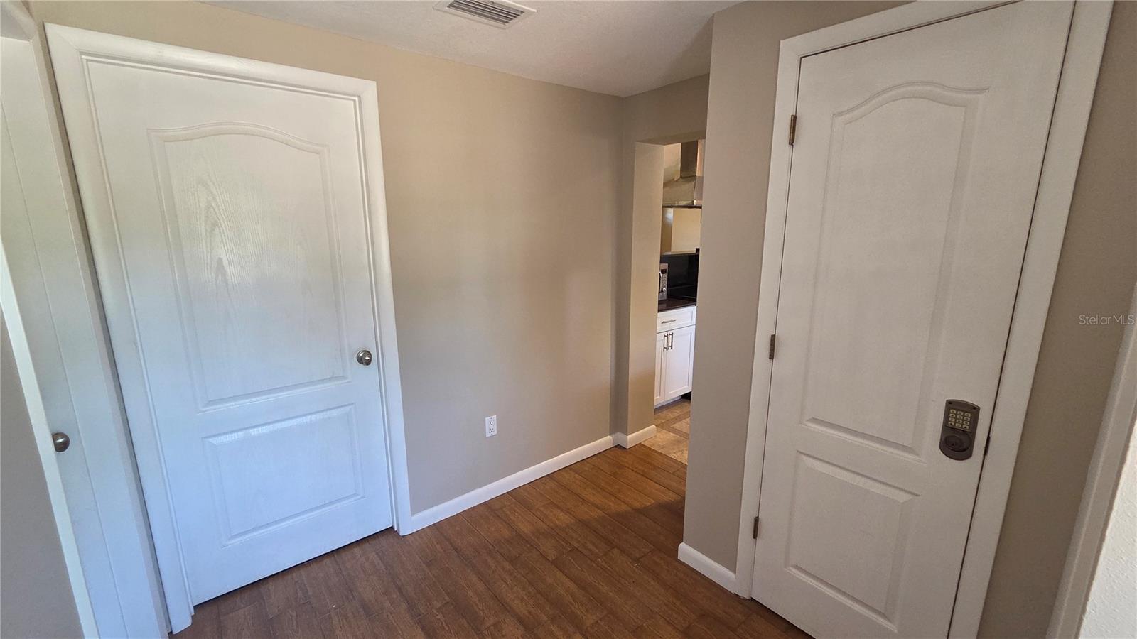 541 ROANOKE ST, DUNEDIN, FL, 34698