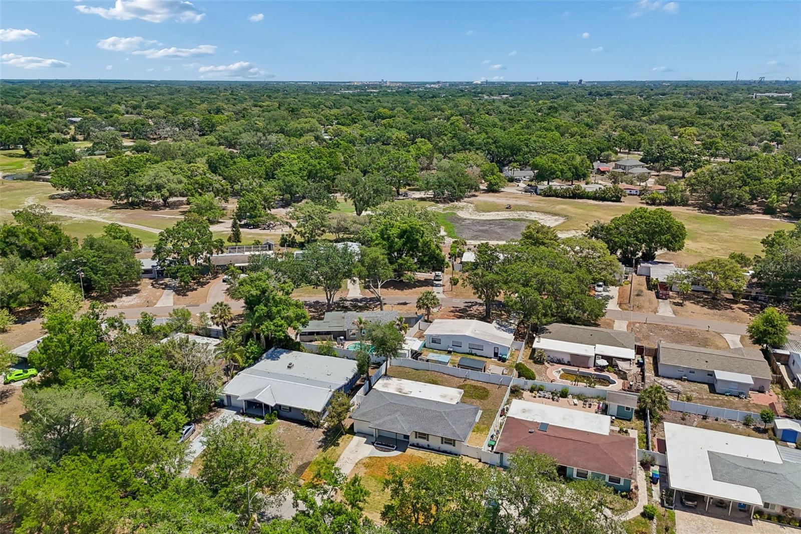 10229 N VALLE DR, TAMPA, FL, 33612