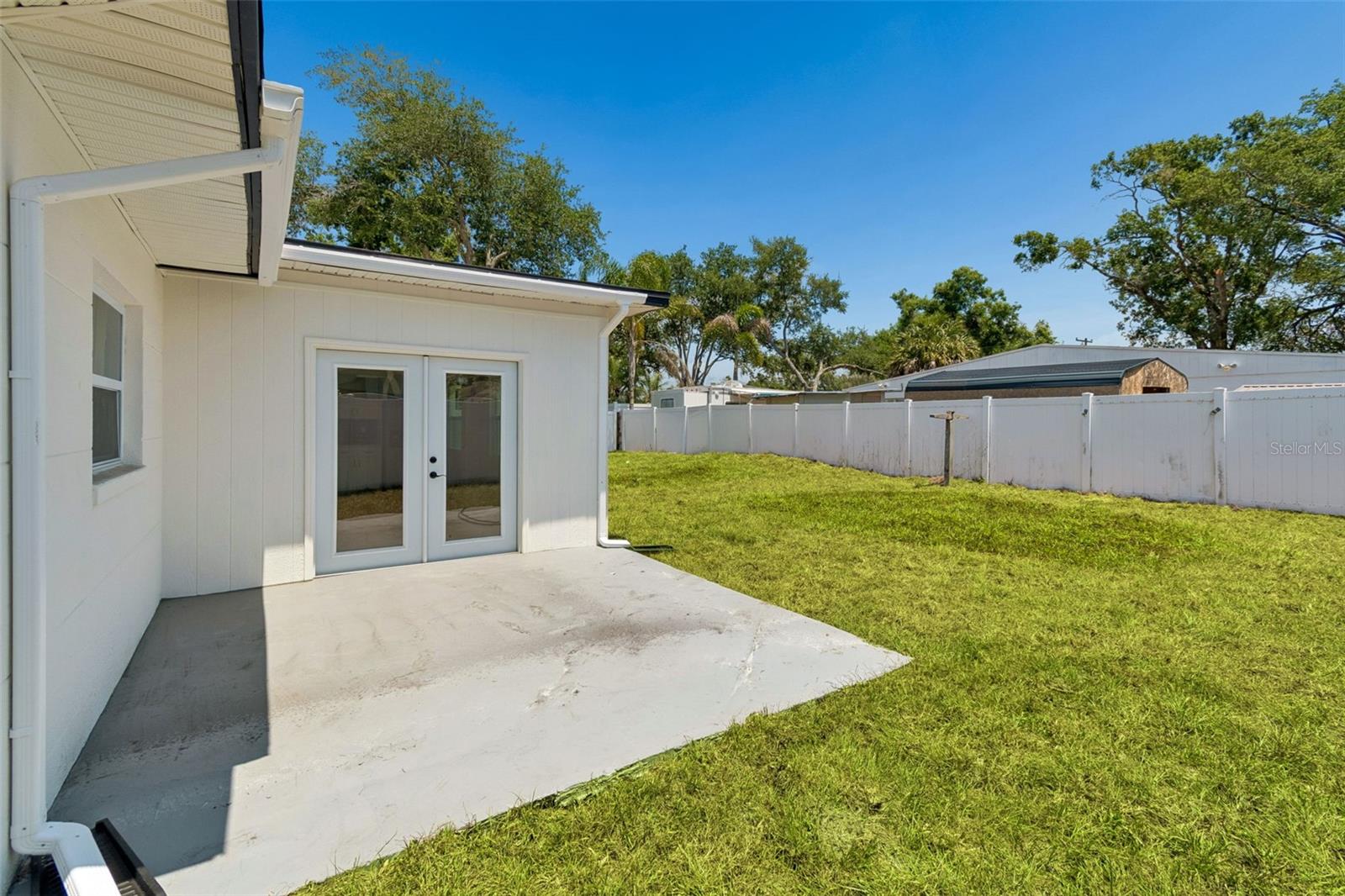 10229 N VALLE DR, TAMPA, FL, 33612