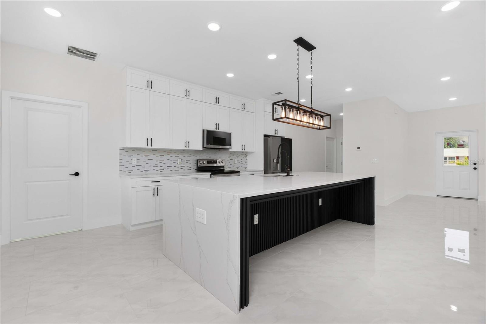 7316 DONAHUE ST, PORT CHARLOTTE, FL, 33981