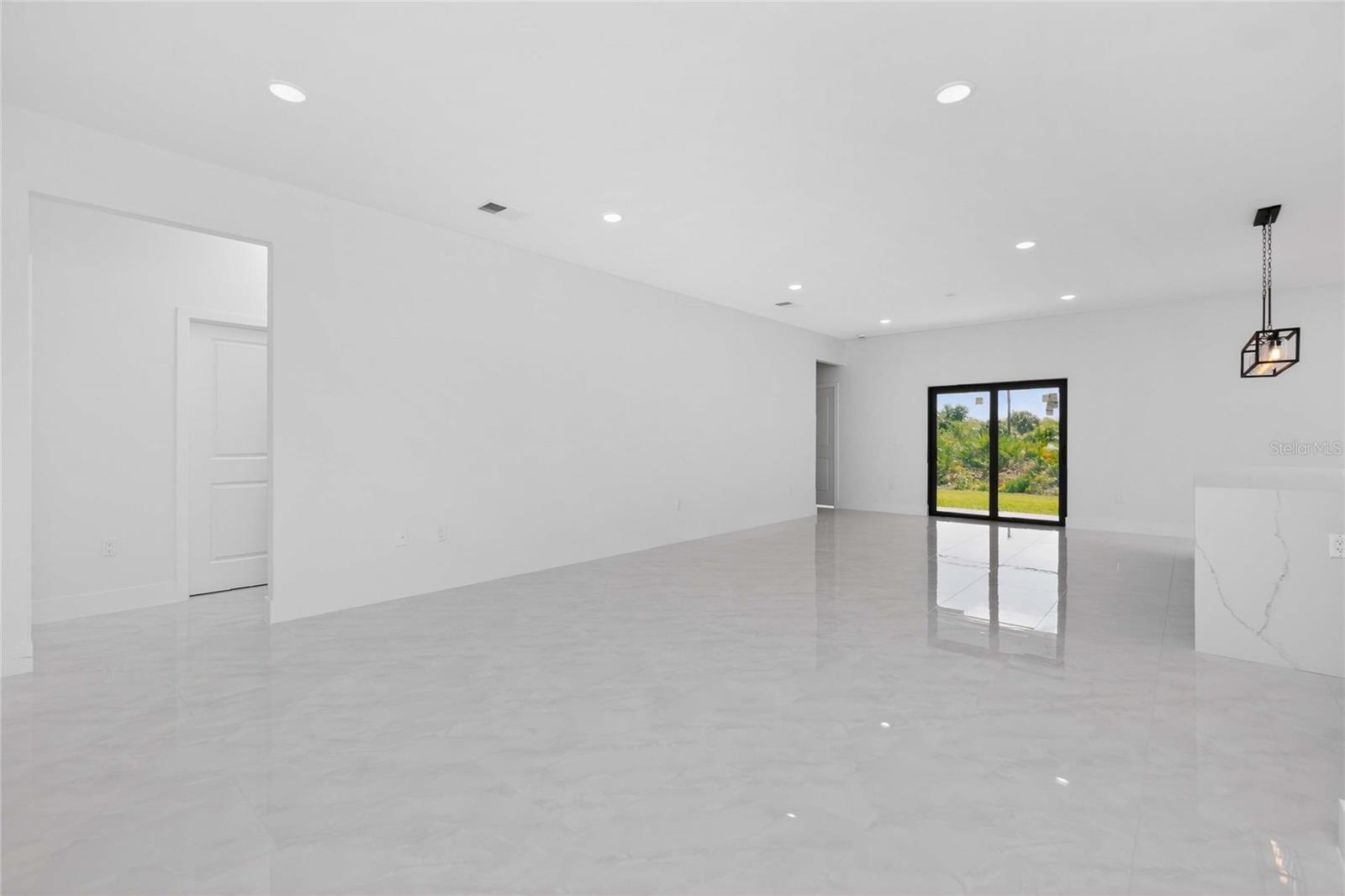 7316 DONAHUE ST, PORT CHARLOTTE, FL, 33981