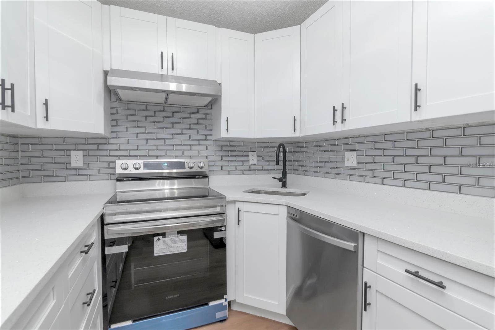 3211 LAKE PINE WAY E #A1, TARPON SPRINGS, FL, 34688