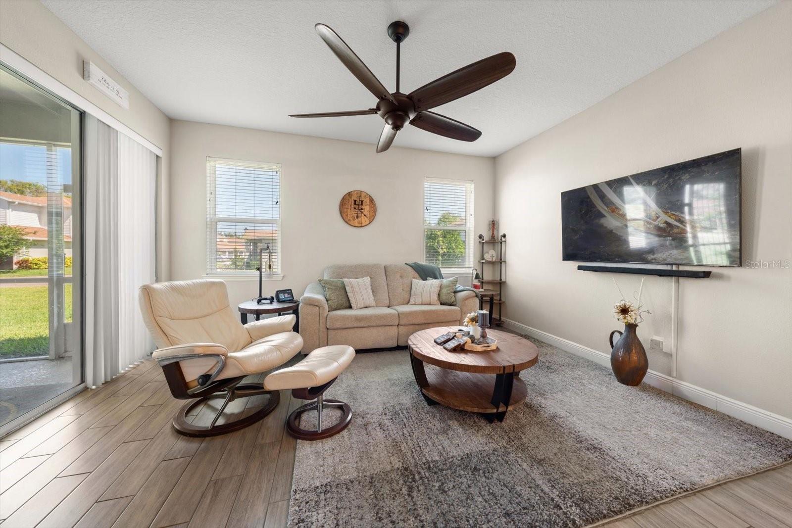 5299 NEIL DR, ST PETERSBURG, FL, 33714