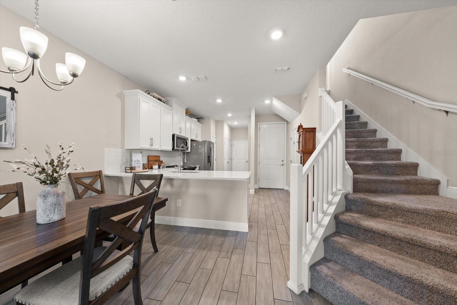 5299 NEIL DR, ST PETERSBURG, FL, 33714