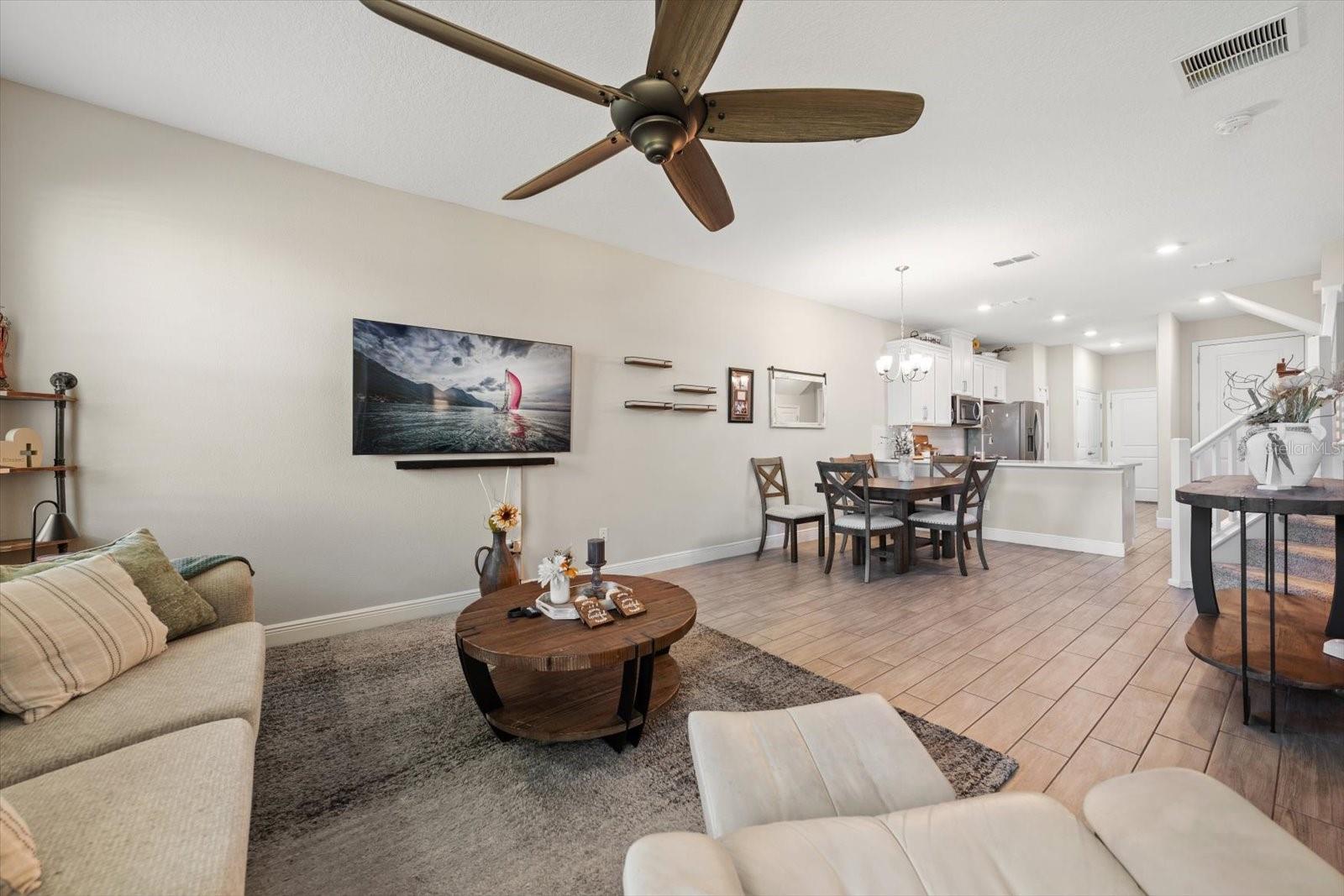 5299 NEIL DR, ST PETERSBURG, FL, 33714