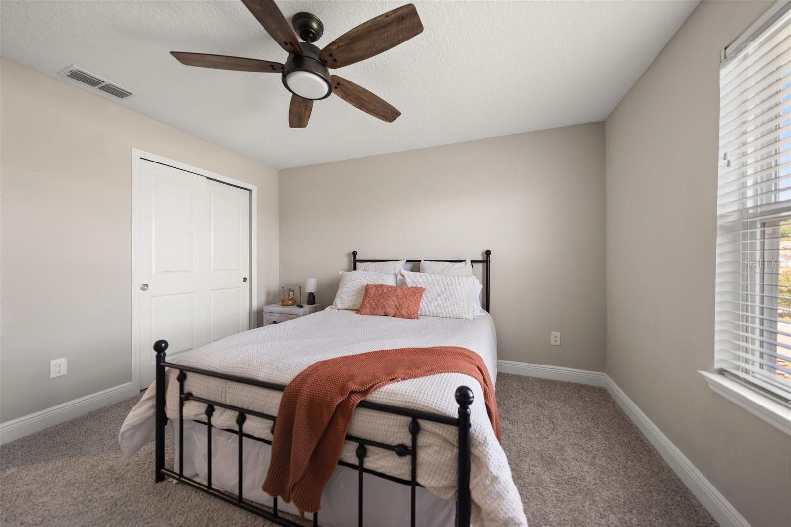 5299 NEIL DR, ST PETERSBURG, FL, 33714
