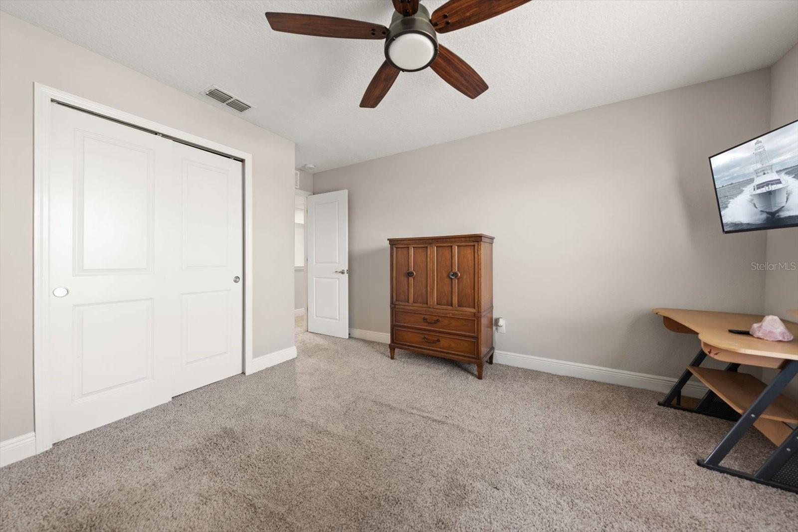 5299 NEIL DR, ST PETERSBURG, FL, 33714