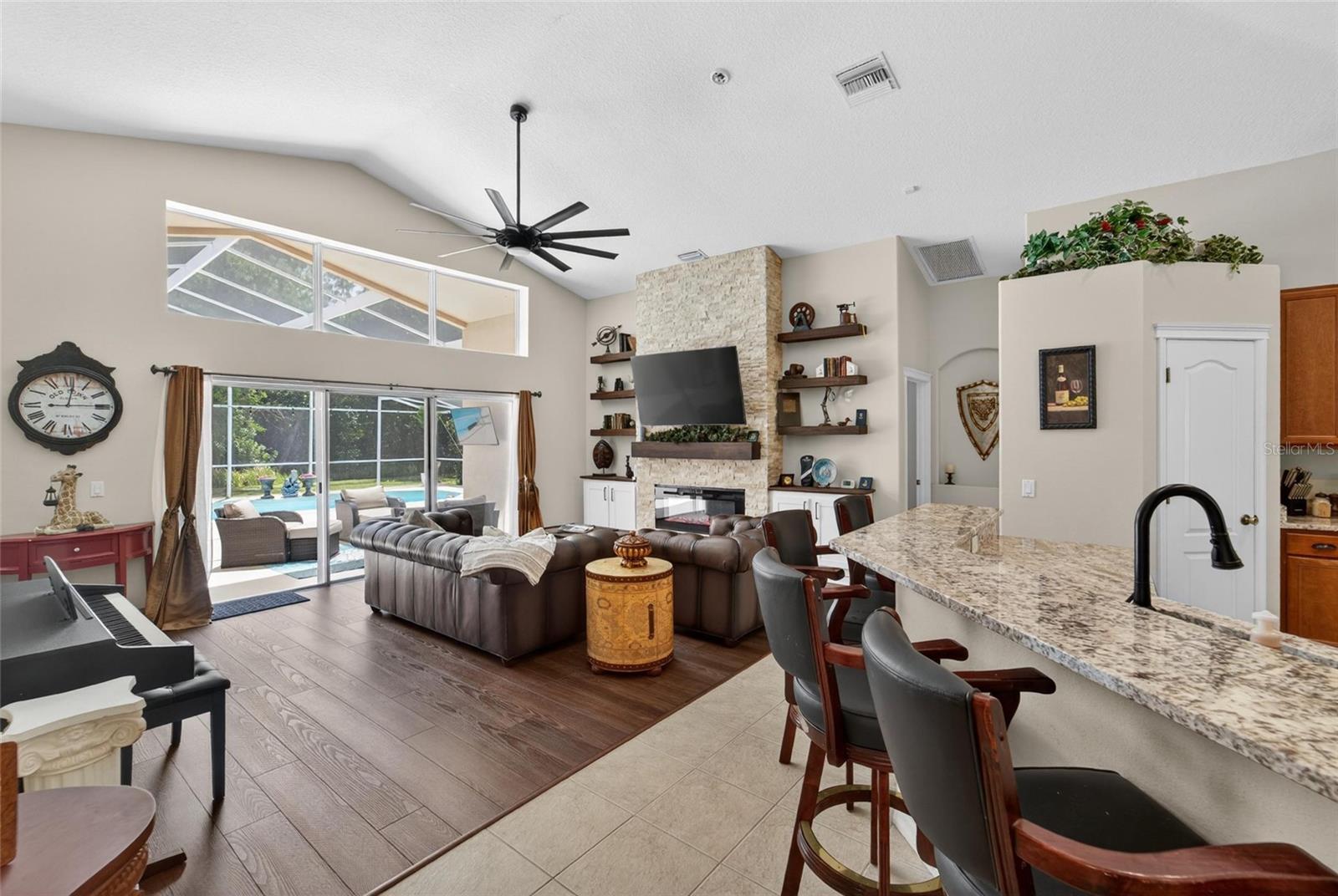 6006 SHEARWATER LN, LITHIA, FL, 33547