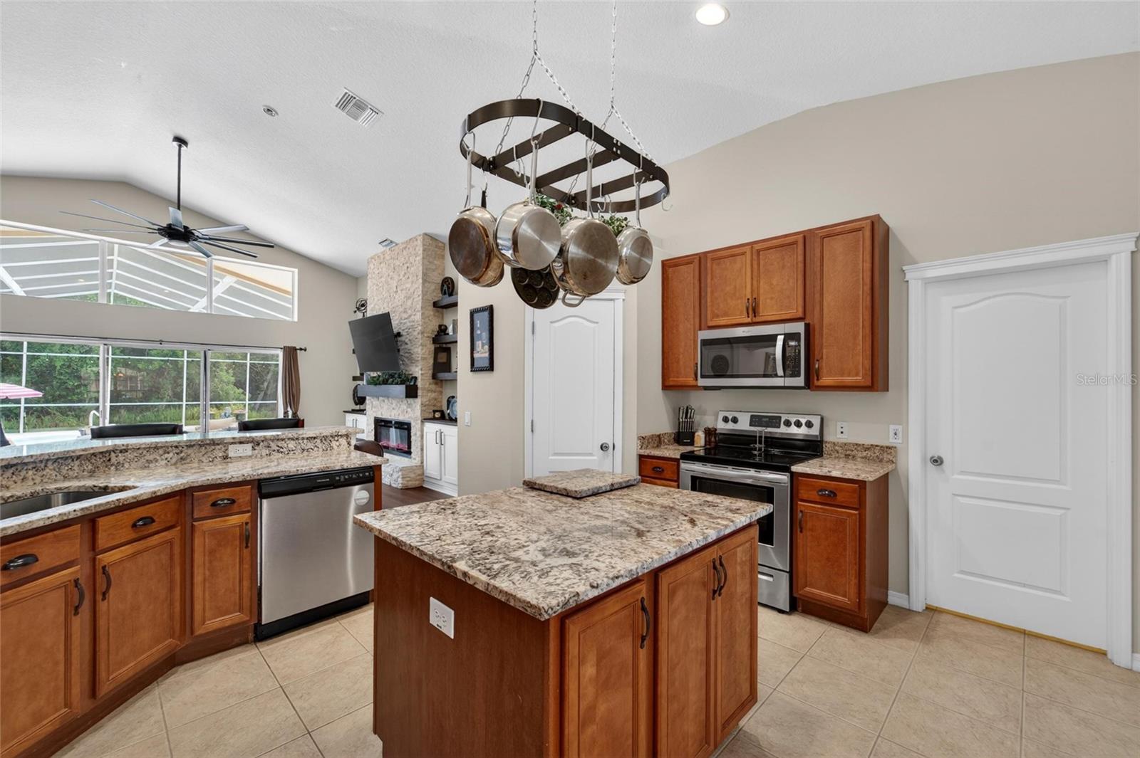 6006 SHEARWATER LN, LITHIA, FL, 33547