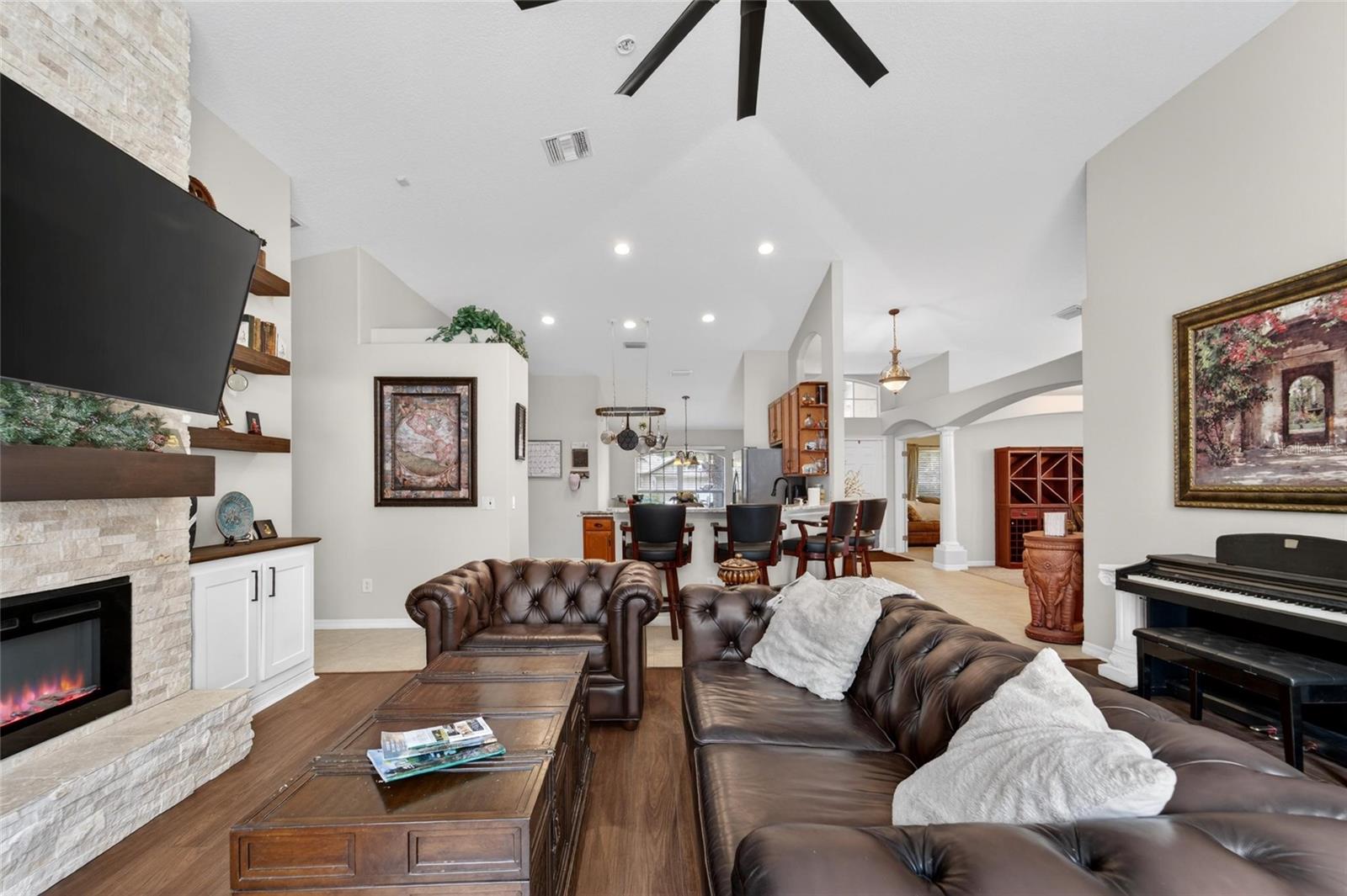 6006 SHEARWATER LN, LITHIA, FL, 33547
