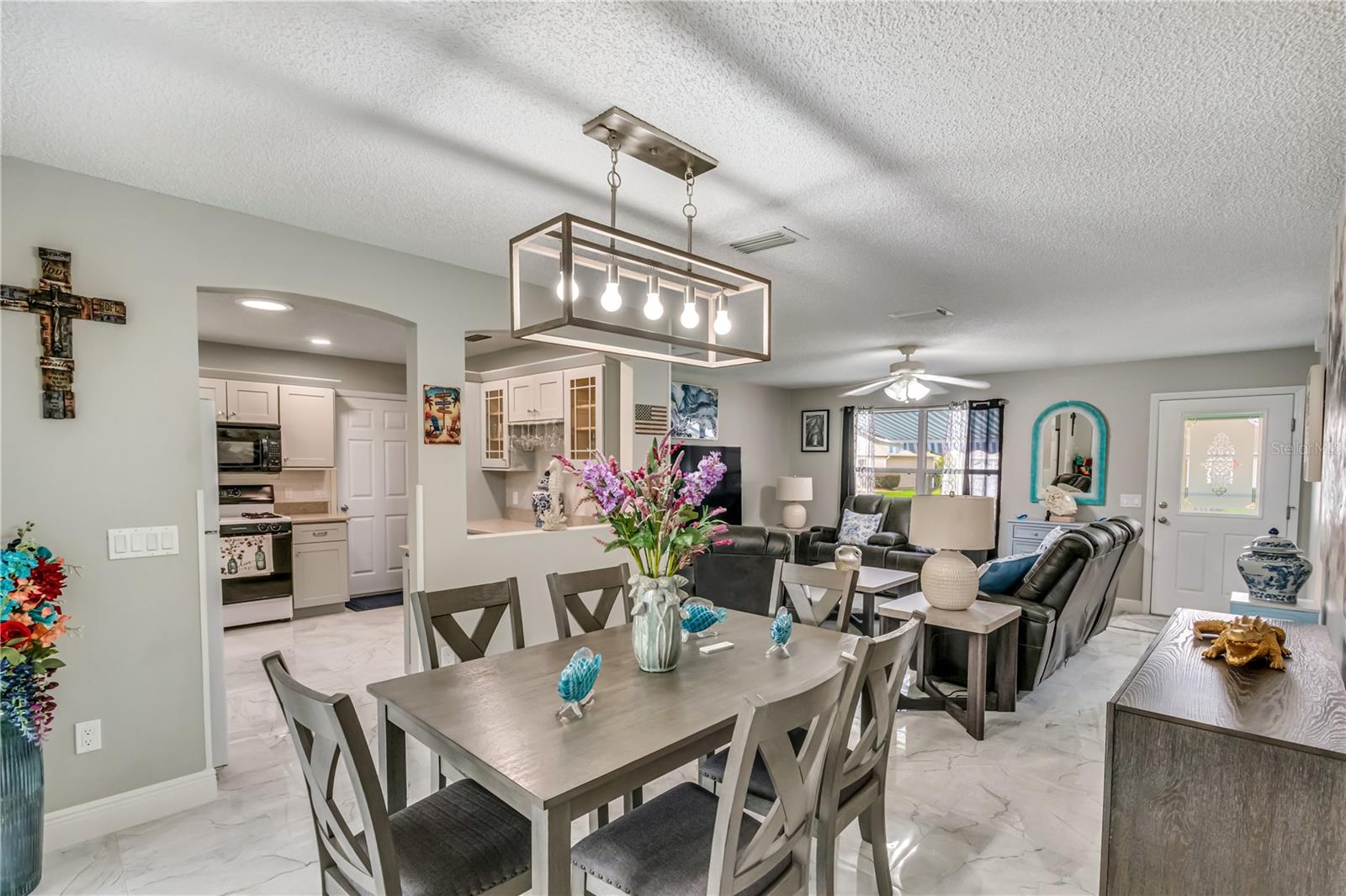 17648 SE 93RD BUTLER CT, THE VILLAGES, FL, 32162
