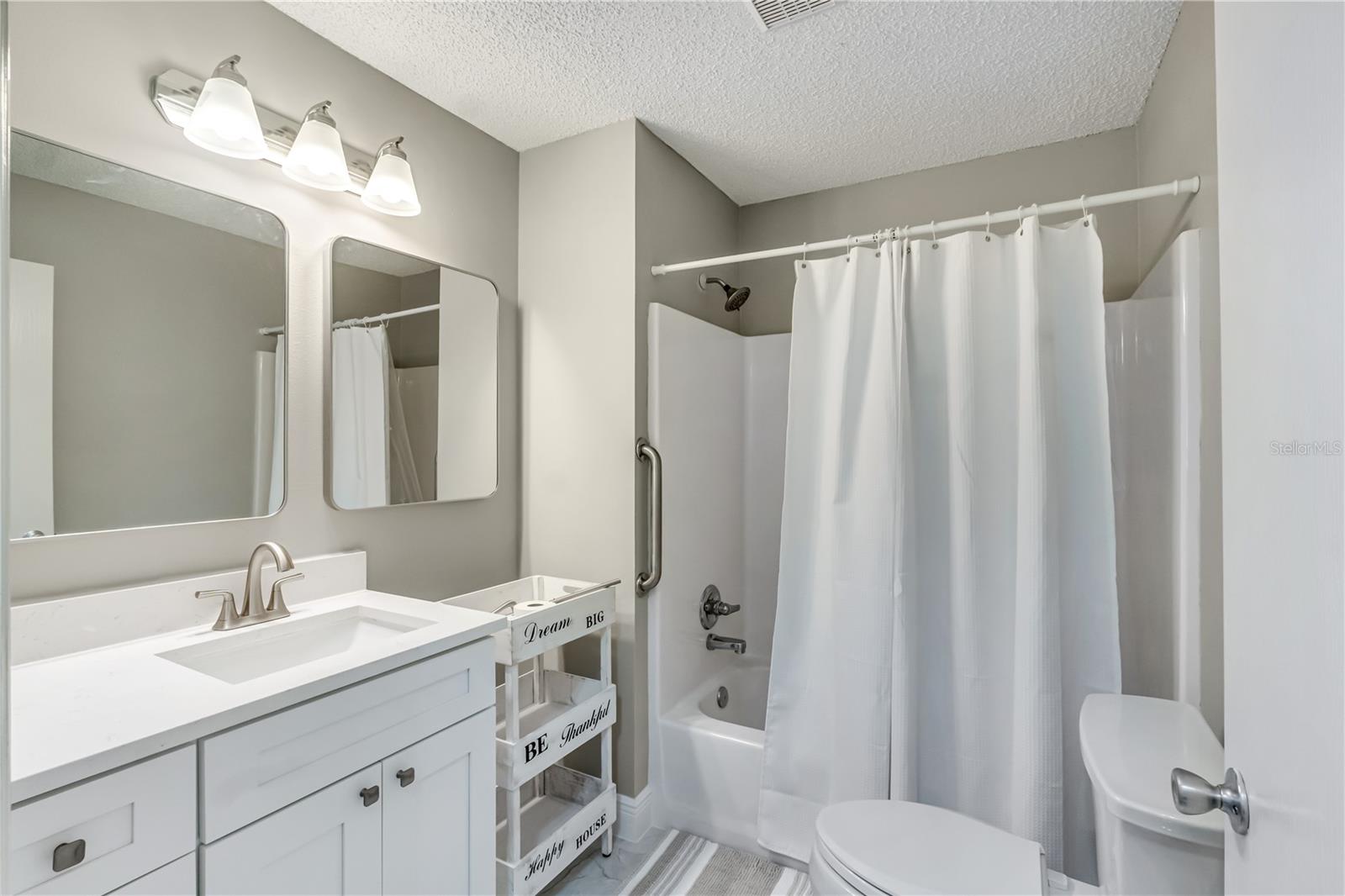 17648 SE 93RD BUTLER CT, THE VILLAGES, FL, 32162