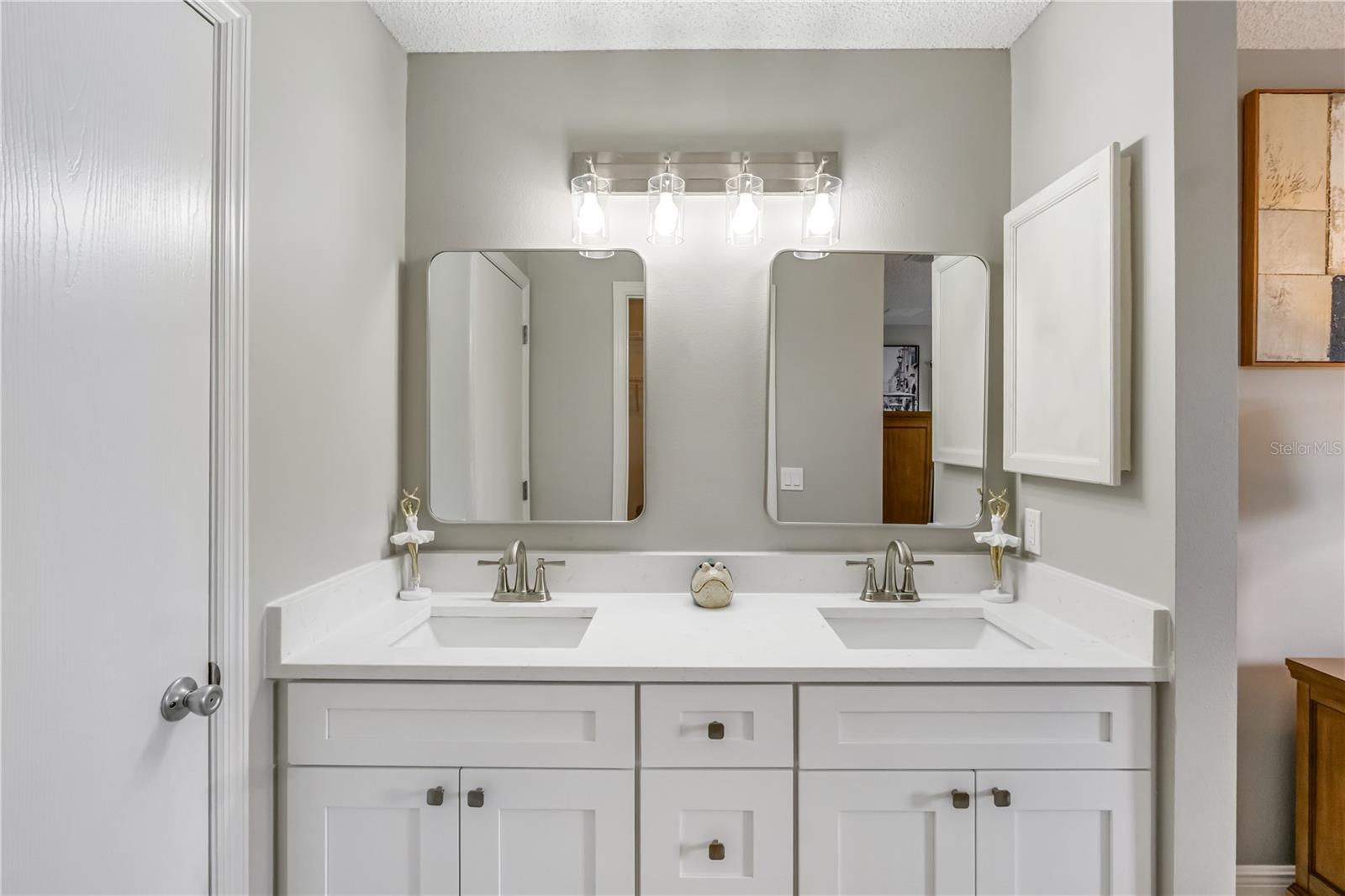 17648 SE 93RD BUTLER CT, THE VILLAGES, FL, 32162