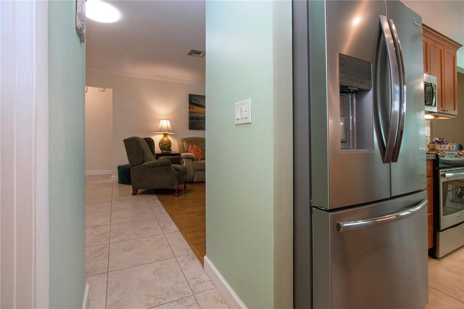4405 LAKEWOOD AVE, BRADENTON, FL, 34208