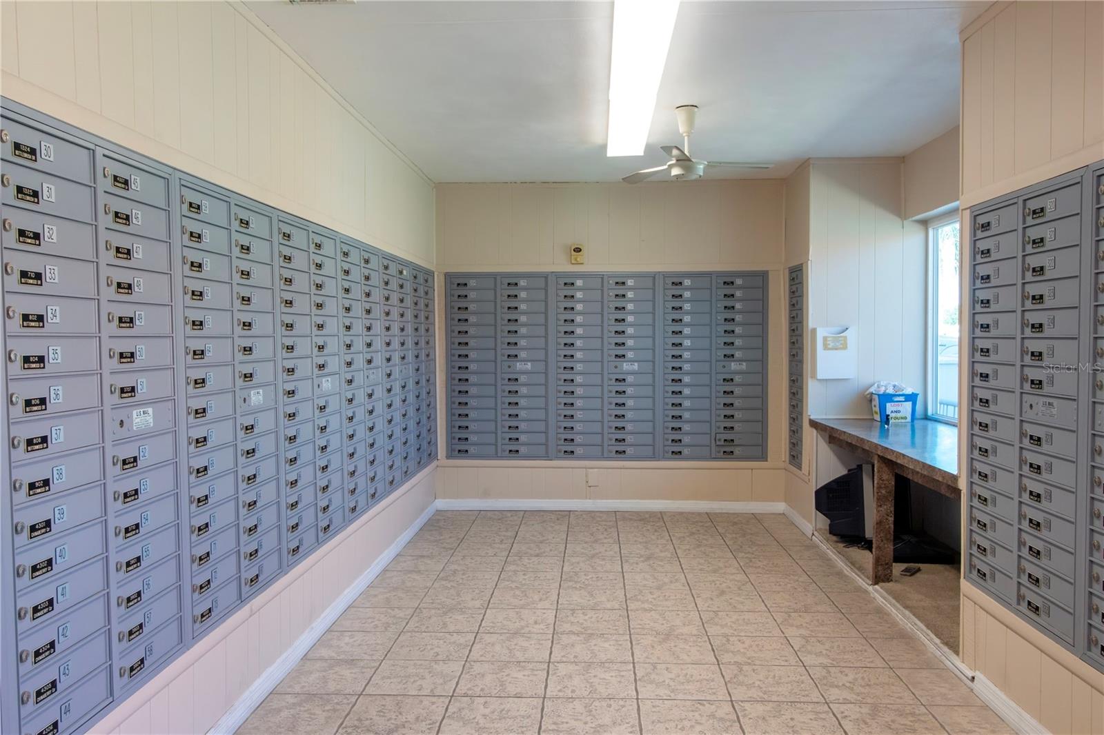 4405 LAKEWOOD AVE, BRADENTON, FL, 34208