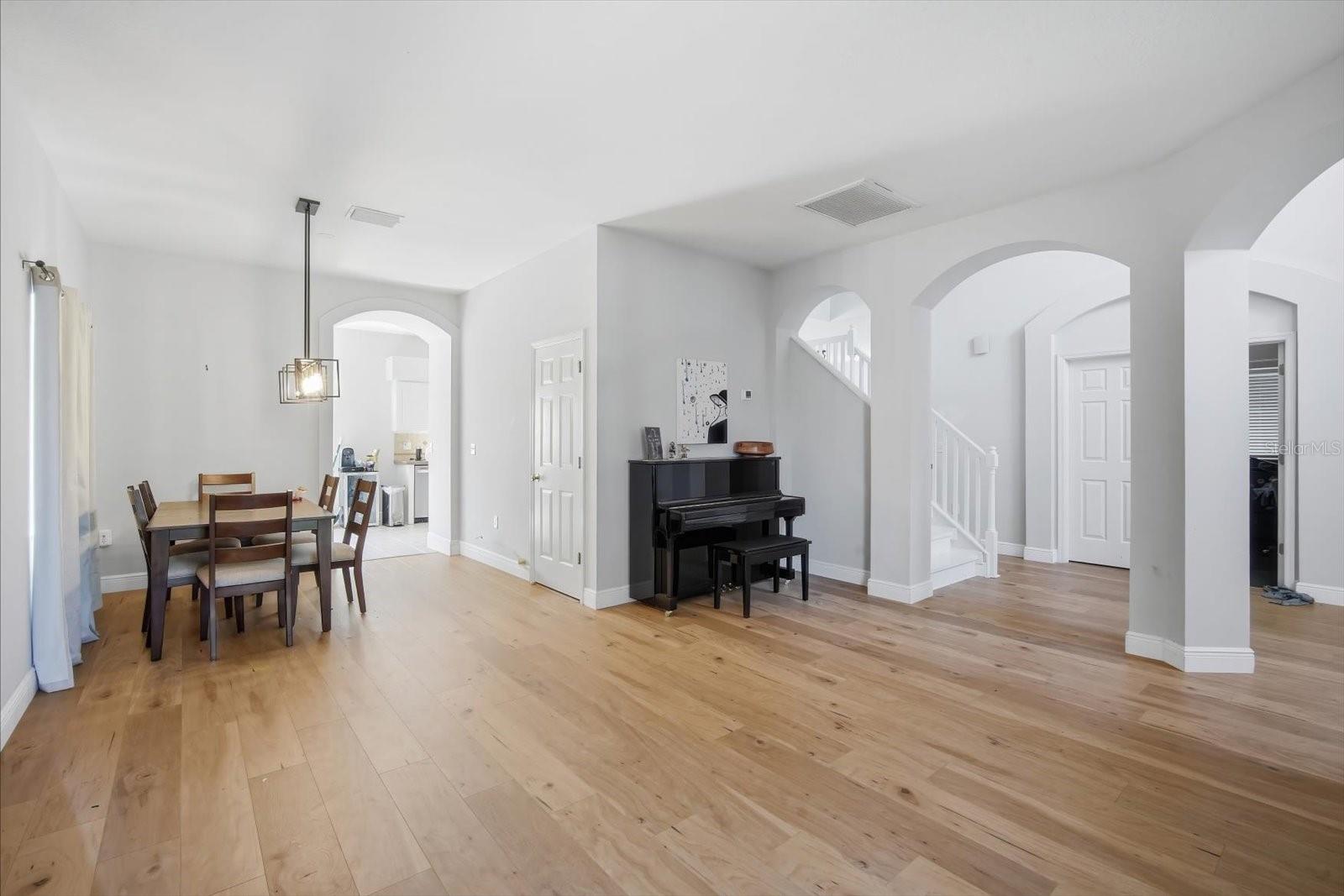 19321 SANDY SPRINGS CIR, LUTZ, FL, 33558