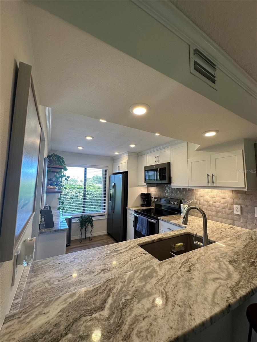 6104 PALMA DEL MAR BLVD S #102, ST PETERSBURG, FL, 33715