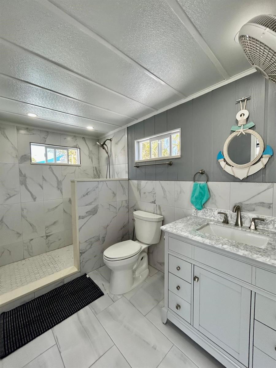 6316 FAIRWAY BLVD, APOLLO BEACH, FL, 33572