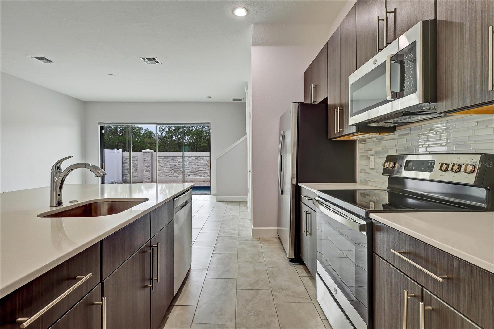 212 VILLA DOMANI CIR, DAVENPORT, FL, 33896