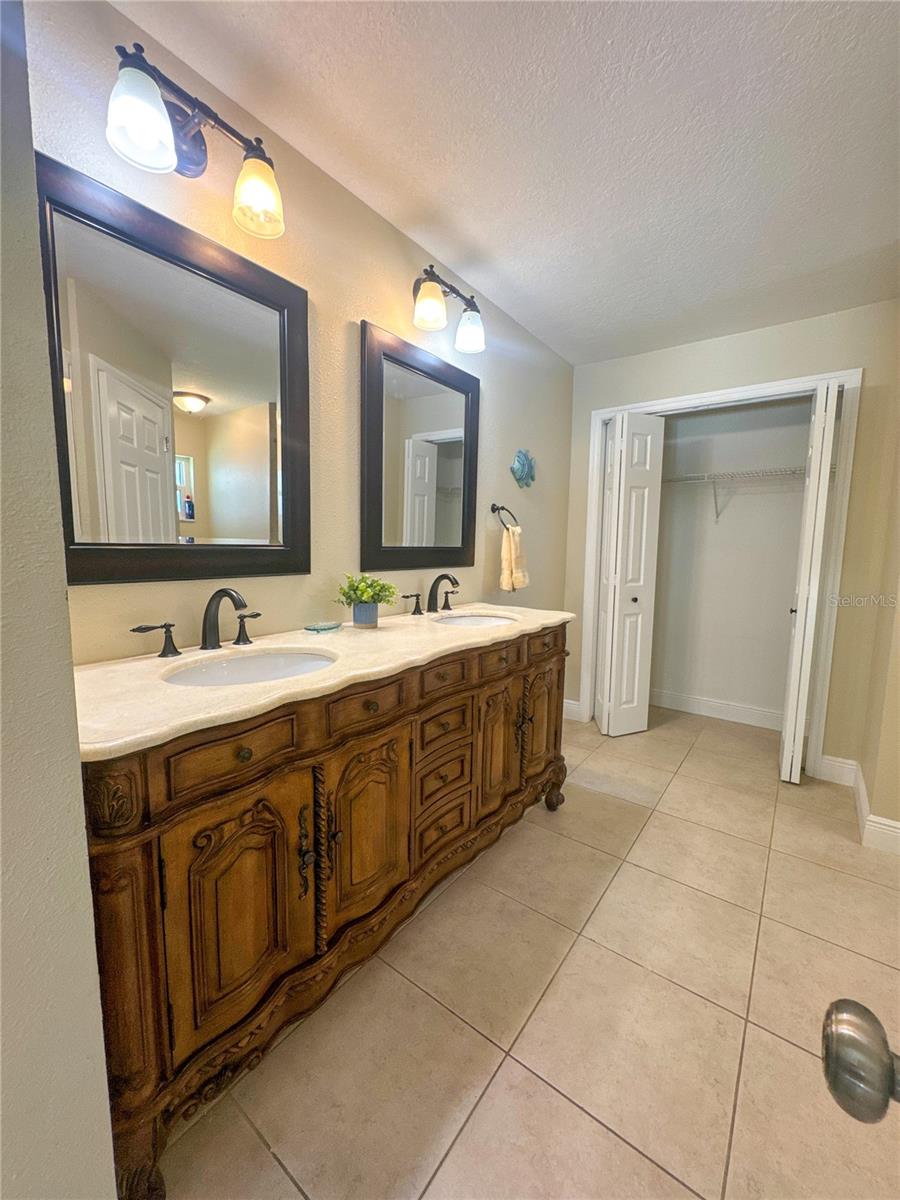 707 POWDER HORN ROW, LAKELAND, FL, 33809
