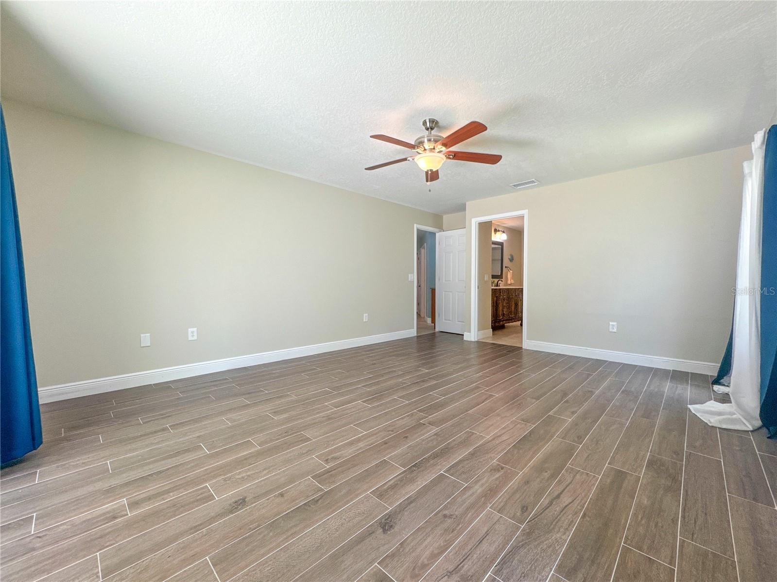 707 POWDER HORN ROW, LAKELAND, FL, 33809