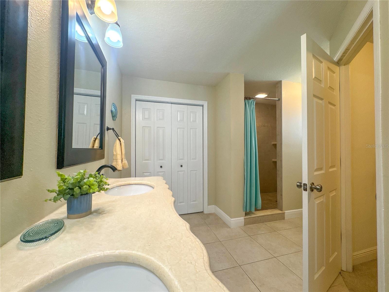 707 POWDER HORN ROW, LAKELAND, FL, 33809