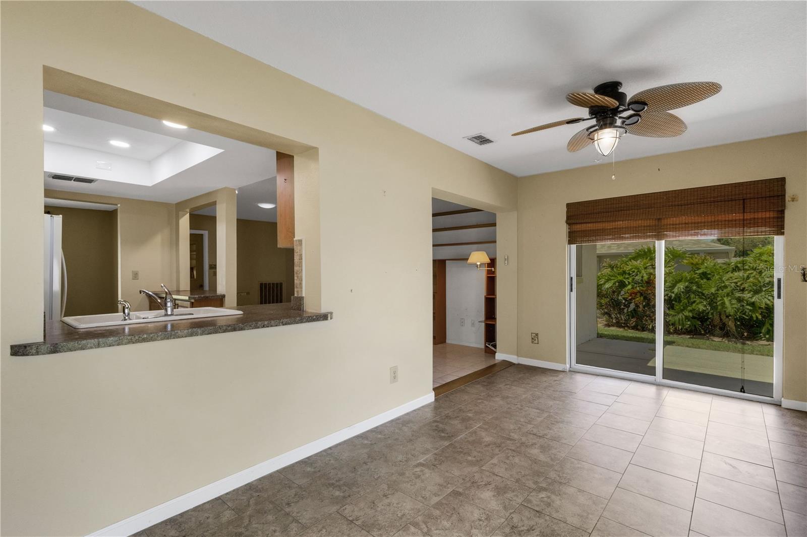 3147 E DORCHESTER DR, PALM HARBOR, FL, 34684
