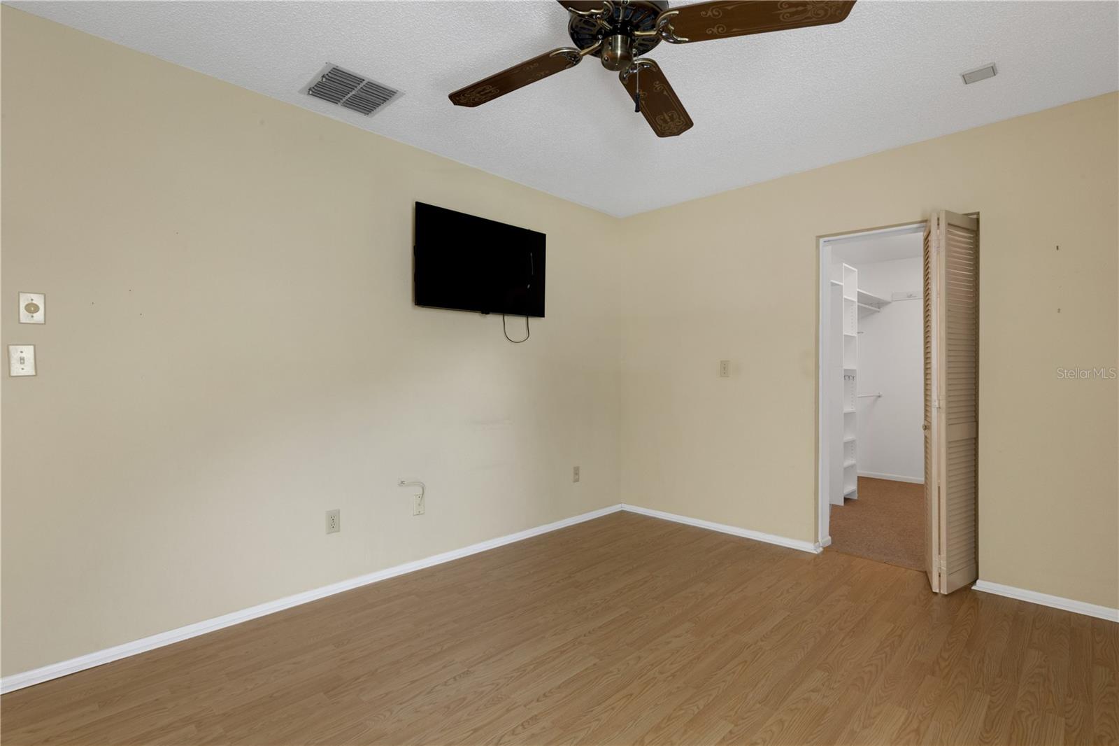 3147 E DORCHESTER DR, PALM HARBOR, FL, 34684