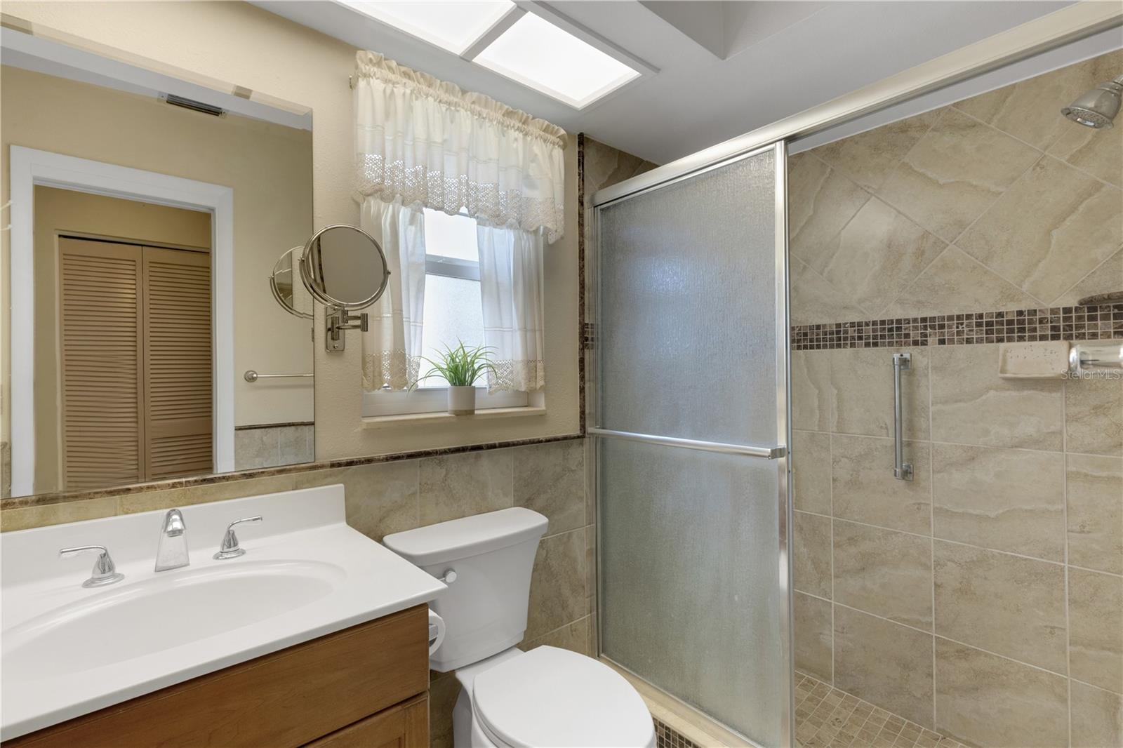 3147 E DORCHESTER DR, PALM HARBOR, FL, 34684