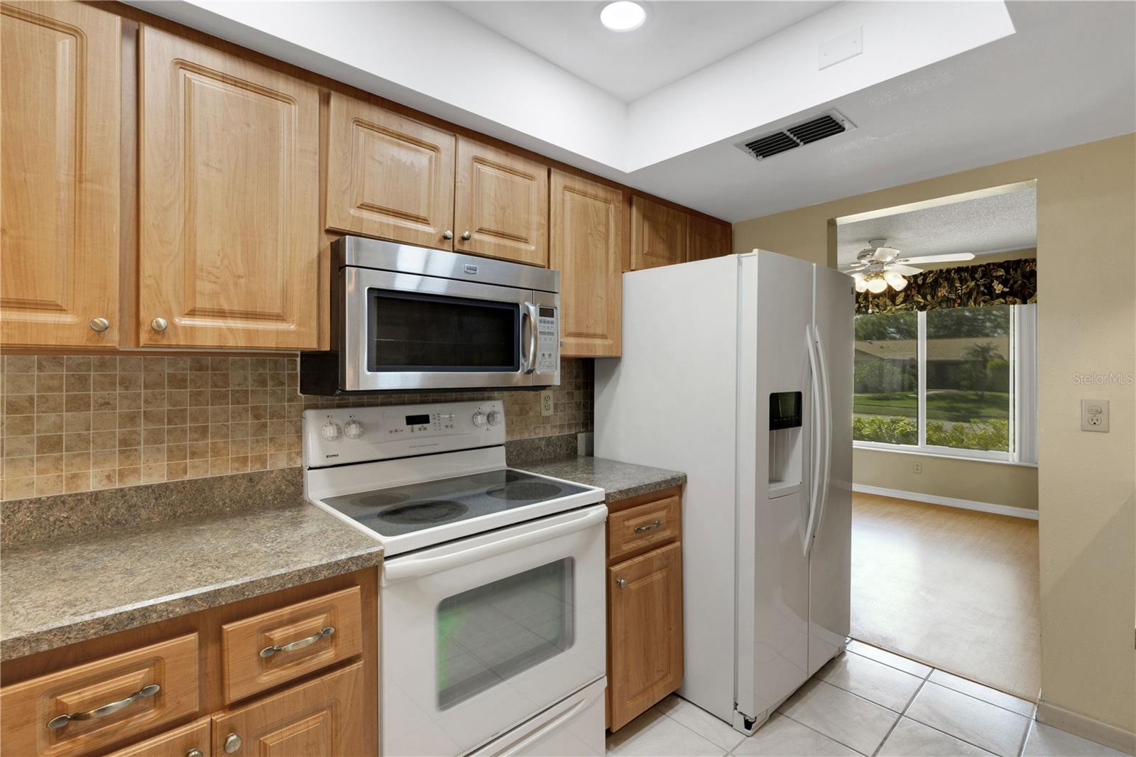 3147 E DORCHESTER DR, PALM HARBOR, FL, 34684