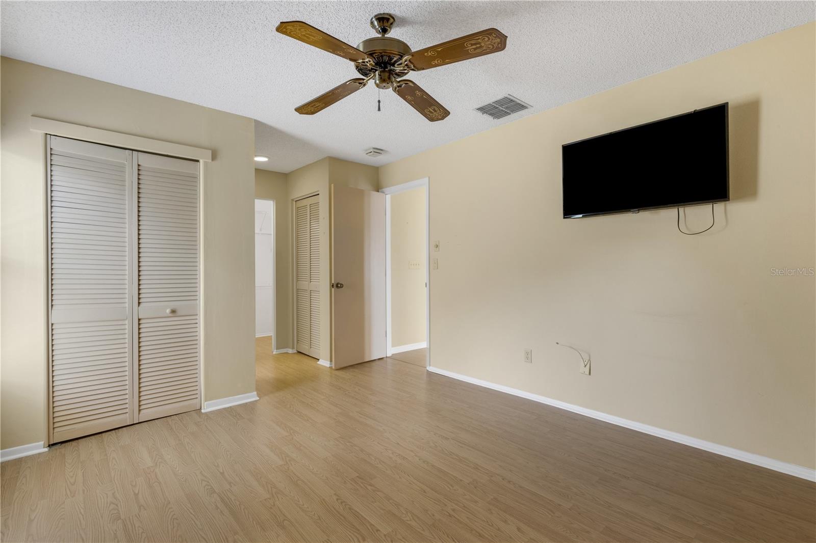3147 E DORCHESTER DR, PALM HARBOR, FL, 34684