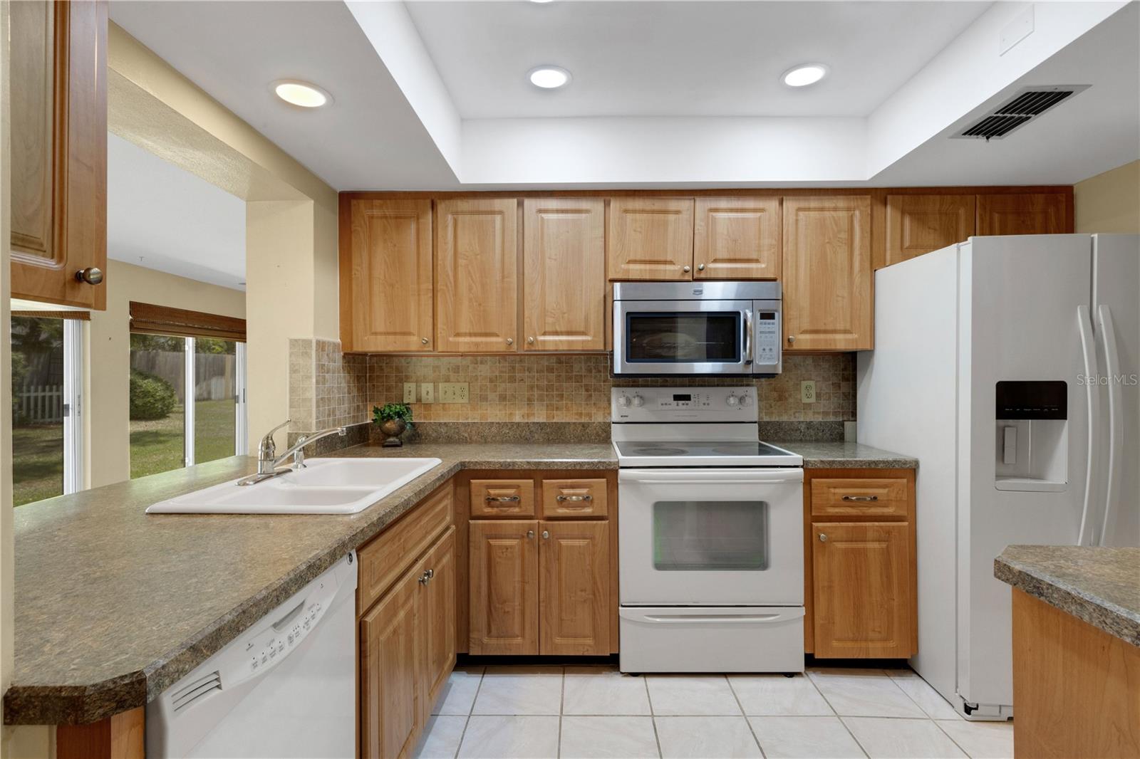 3147 E DORCHESTER DR, PALM HARBOR, FL, 34684