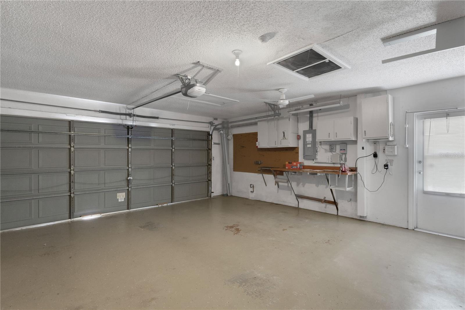 3147 E DORCHESTER DR, PALM HARBOR, FL, 34684