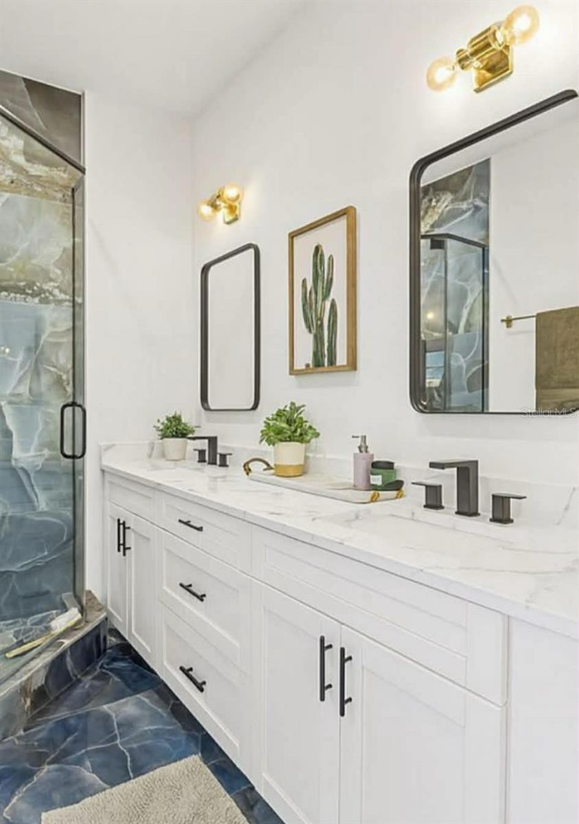 611 ELM ST, SAFETY HARBOR, FL, 34695