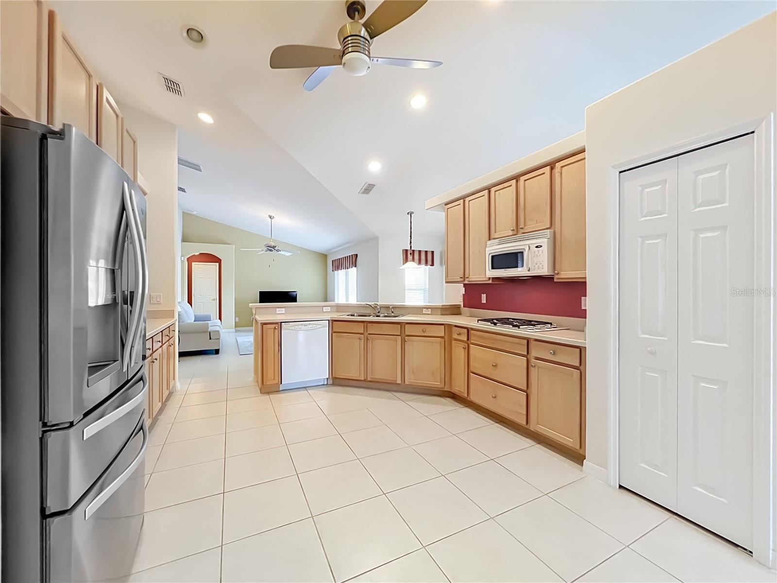2505 HOLLY BERRY CIR, CLERMONT, FL, 34711