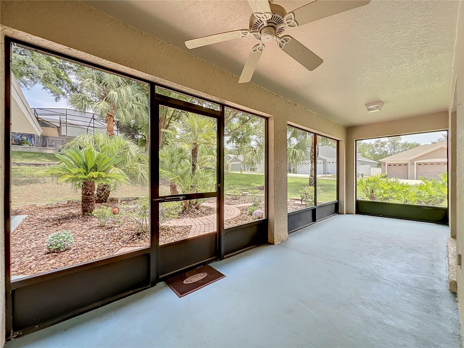 2505 HOLLY BERRY CIR, CLERMONT, FL, 34711