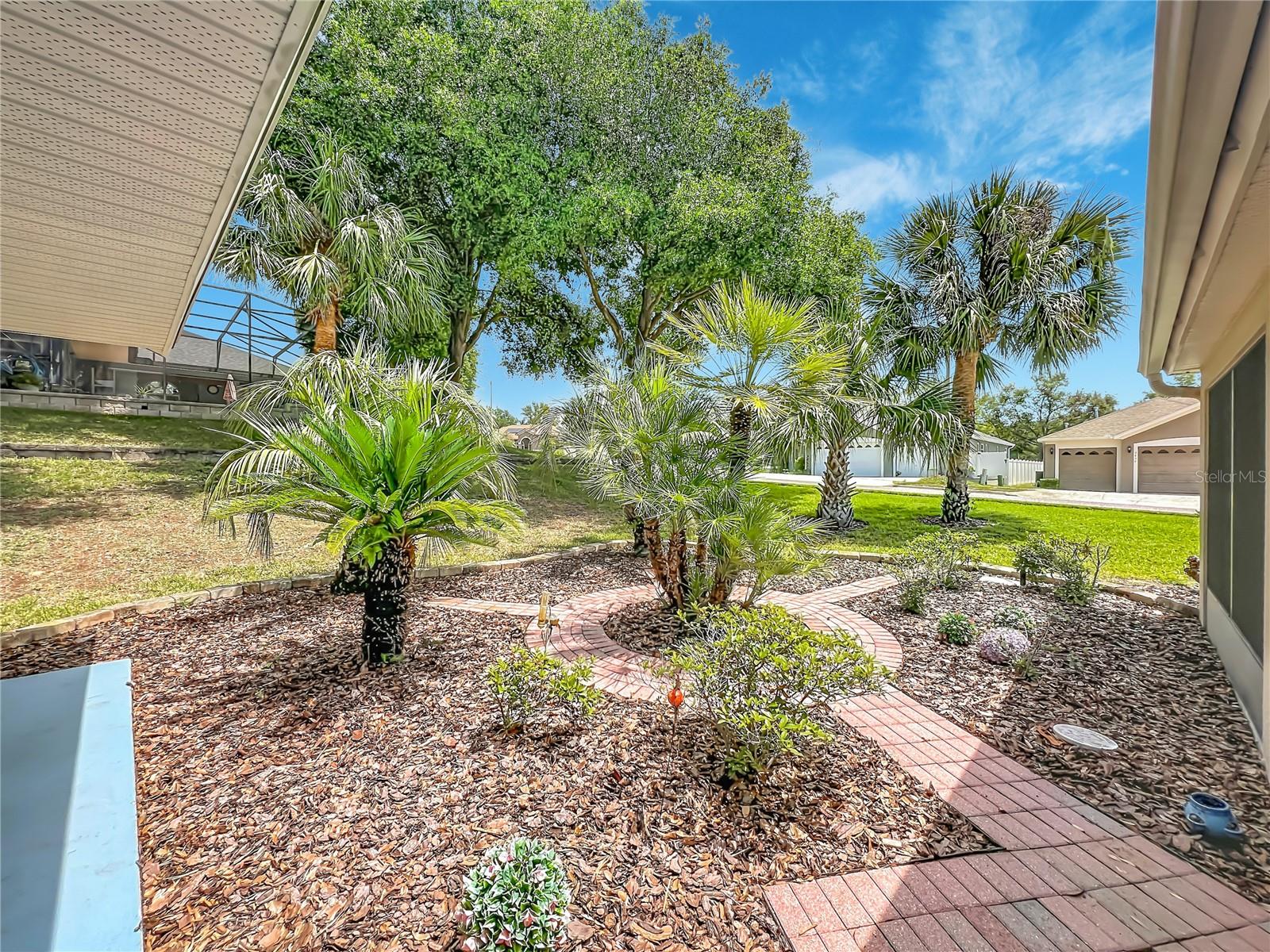 2505 HOLLY BERRY CIR, CLERMONT, FL, 34711