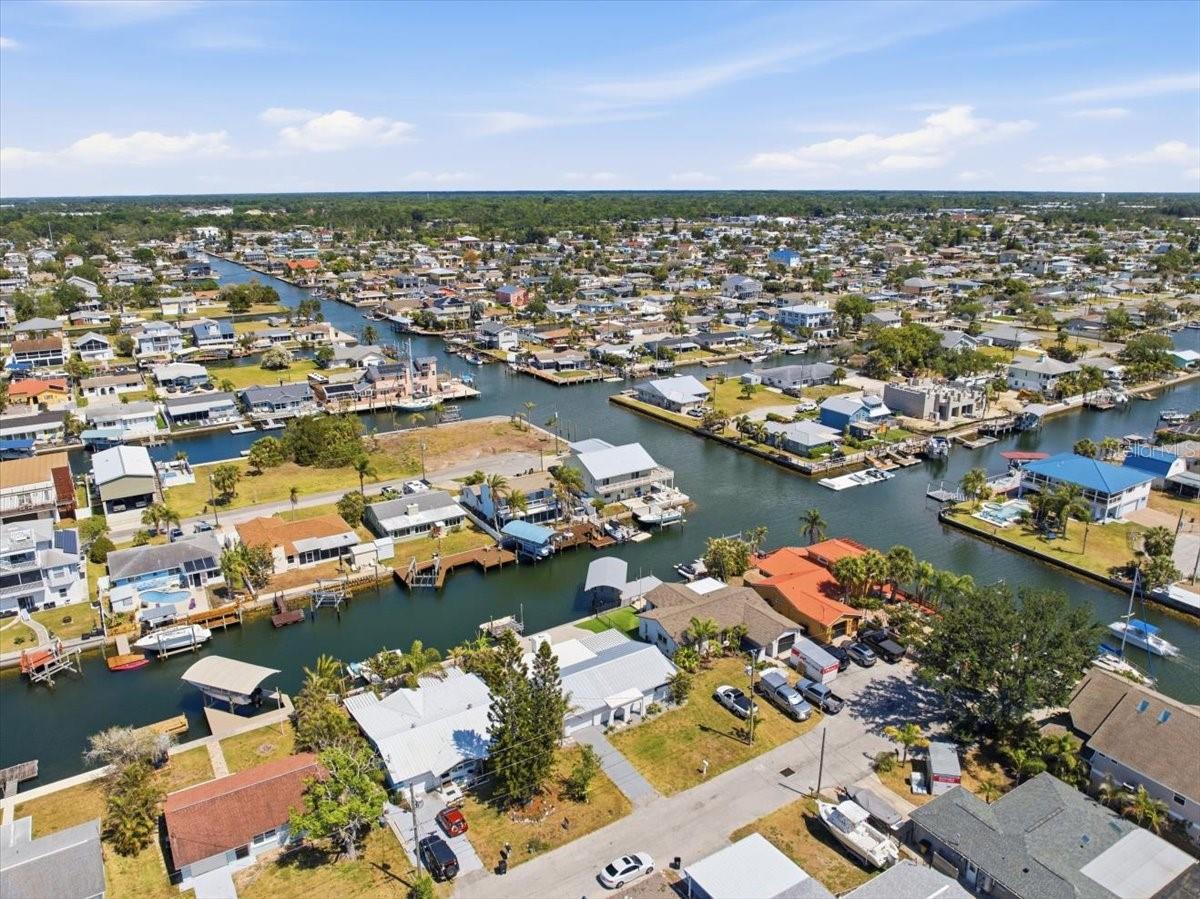 13902 BARNARD AVE, HUDSON, FL, 34667