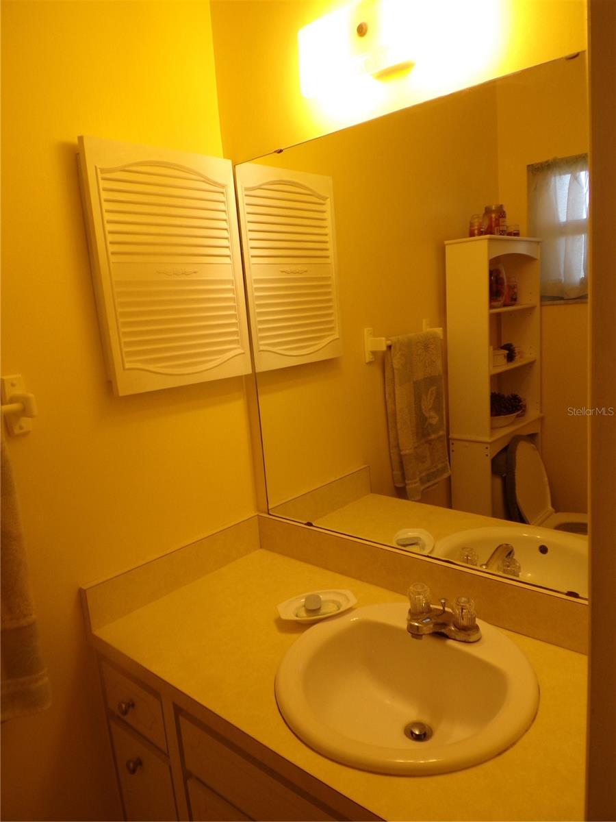 670 PARK CIR, BRADENTON, FL, 34207