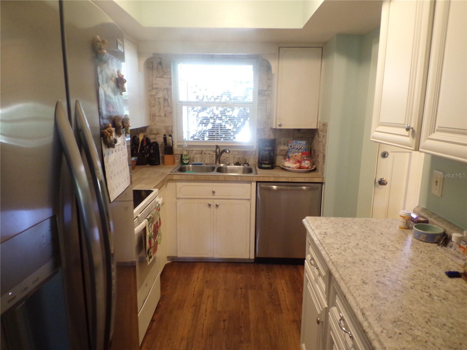 670 PARK CIR, BRADENTON, FL, 34207
